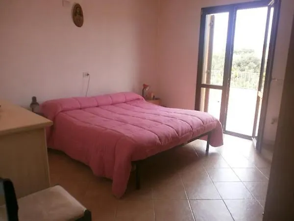 Apartman Residenza Li Fureddi *