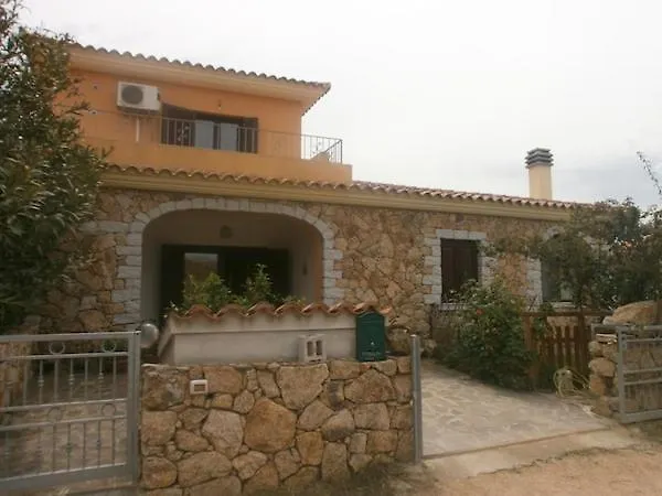 Residenza Li Fureddi Apartman *